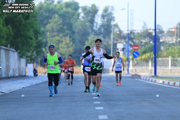 BINH DUONG NEW CITY HALF MARATHON 2024 - Ảnh #1764792