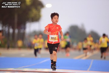 BINH DUONG NEW CITY HALF MARATHON 2024 - Ảnh #1728903