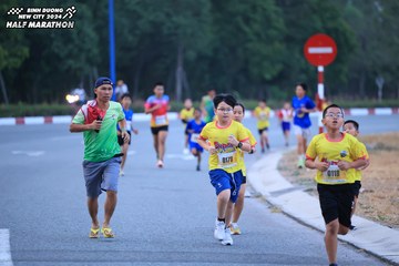 BINH DUONG NEW CITY HALF MARATHON 2024 - Ảnh #1726186