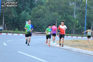 BINH DUONG NEW CITY HALF MARATHON 2024 - Ảnh #1735959