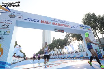 BINH DUONG NEW CITY HALF MARATHON 2024 - Ảnh #1821189