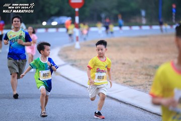 BINH DUONG NEW CITY HALF MARATHON 2024 - Ảnh #1726383