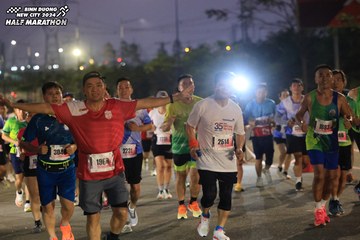 BINH DUONG NEW CITY HALF MARATHON 2024 - Ảnh #1741270