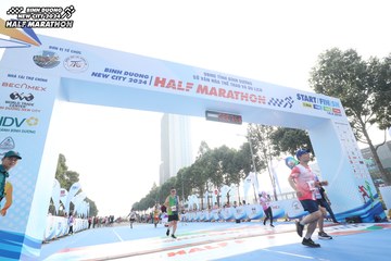 BINH DUONG NEW CITY HALF MARATHON 2024 - Ảnh #1822325