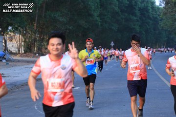 BINH DUONG NEW CITY HALF MARATHON 2024 - Ảnh #1750933