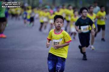BINH DUONG NEW CITY HALF MARATHON 2024 - Ảnh #1724633