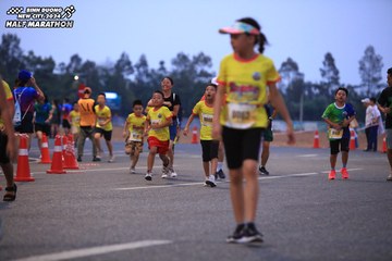 BINH DUONG NEW CITY HALF MARATHON 2024 - Ảnh #1728178