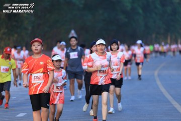 BINH DUONG NEW CITY HALF MARATHON 2024 - Ảnh #1771989
