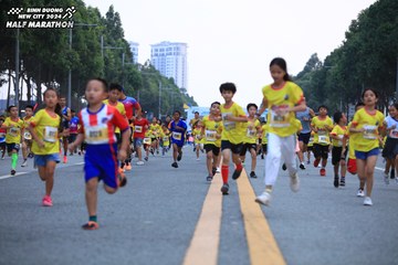 BINH DUONG NEW CITY HALF MARATHON 2024 - Ảnh #1727740