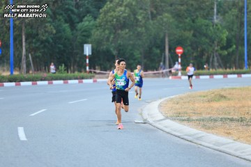 BINH DUONG NEW CITY HALF MARATHON 2024 - Ảnh #1735282