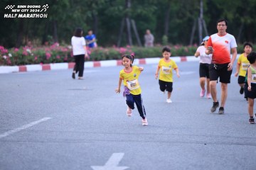 BINH DUONG NEW CITY HALF MARATHON 2024 - Ảnh #1726736