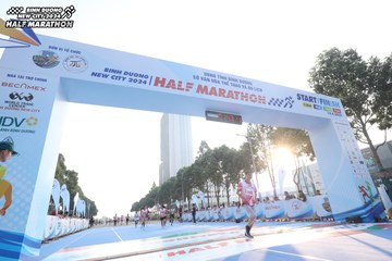 BINH DUONG NEW CITY HALF MARATHON 2024 - Ảnh #1820553