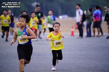 BINH DUONG NEW CITY HALF MARATHON 2024 - Ảnh #1725357