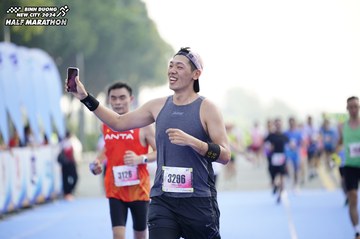BINH DUONG NEW CITY HALF MARATHON 2024 - Ảnh #1759944
