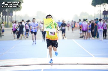 BINH DUONG NEW CITY HALF MARATHON 2024 - Ảnh #1760501