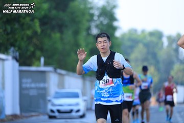 BINH DUONG NEW CITY HALF MARATHON 2024 - Ảnh #1766068