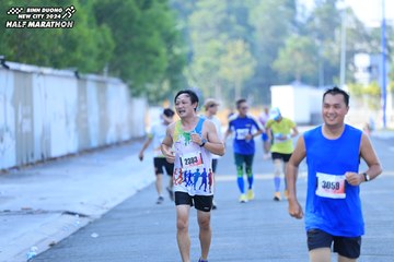 BINH DUONG NEW CITY HALF MARATHON 2024 - Ảnh #1770876