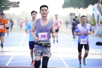 BINH DUONG NEW CITY HALF MARATHON 2024 - Ảnh #1759380