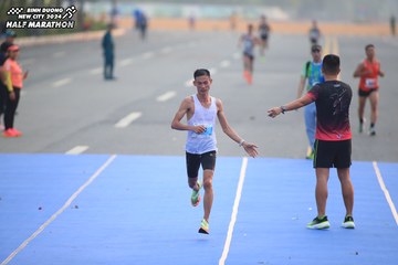 BINH DUONG NEW CITY HALF MARATHON 2024 - Ảnh #1738863