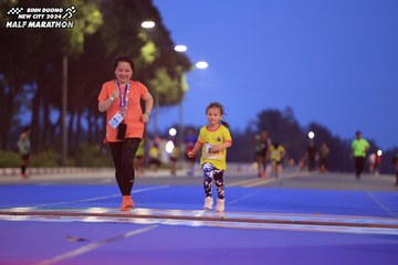 BINH DUONG NEW CITY HALF MARATHON 2024 - Ảnh #1729332