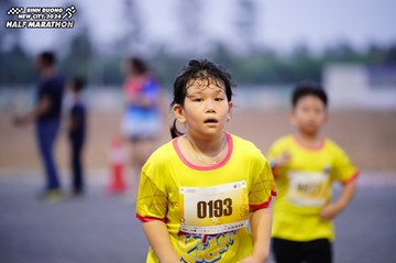 BINH DUONG NEW CITY HALF MARATHON 2024 - Ảnh #1725566