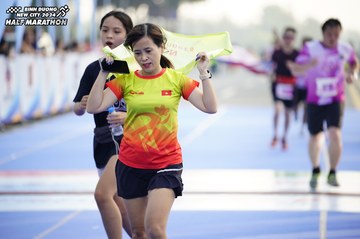 BINH DUONG NEW CITY HALF MARATHON 2024 - Ảnh #1762487