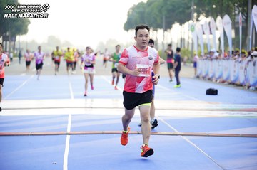 BINH DUONG NEW CITY HALF MARATHON 2024 - Ảnh #1761805