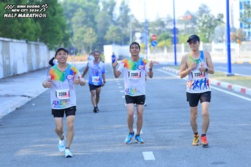 BINH DUONG NEW CITY HALF MARATHON 2024 - Ảnh #1770843