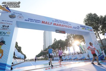 BINH DUONG NEW CITY HALF MARATHON 2024 - Ảnh #1820253