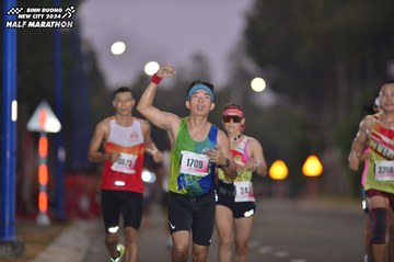 BINH DUONG NEW CITY HALF MARATHON 2024 - Ảnh #1756355