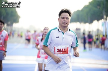 BINH DUONG NEW CITY HALF MARATHON 2024 - Ảnh #1762973