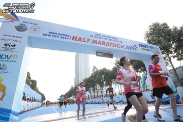BINH DUONG NEW CITY HALF MARATHON 2024 - Ảnh #1821524