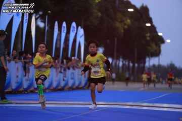 BINH DUONG NEW CITY HALF MARATHON 2024 - Ảnh #1729100