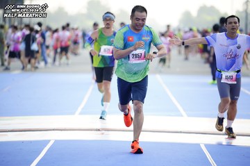BINH DUONG NEW CITY HALF MARATHON 2024 - Ảnh #1758760