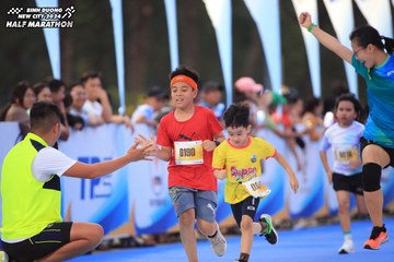 BINH DUONG NEW CITY HALF MARATHON 2024 - Ảnh #1728589