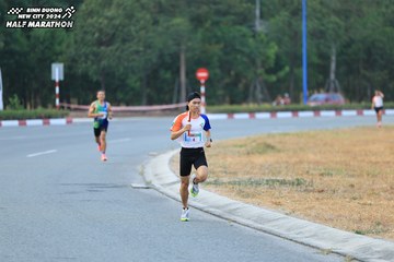 BINH DUONG NEW CITY HALF MARATHON 2024 - Ảnh #1735096