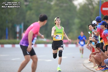 BINH DUONG NEW CITY HALF MARATHON 2024 - Ảnh #1736806