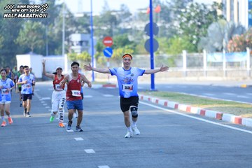 BINH DUONG NEW CITY HALF MARATHON 2024 - Ảnh #1769642