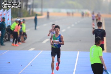 BINH DUONG NEW CITY HALF MARATHON 2024 - Ảnh #1739340