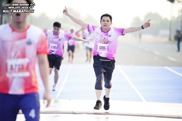 BINH DUONG NEW CITY HALF MARATHON 2024 - Ảnh #1758095