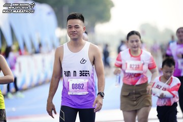 BINH DUONG NEW CITY HALF MARATHON 2024 - Ảnh #1760019