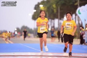 BINH DUONG NEW CITY HALF MARATHON 2024 - Ảnh #1727635