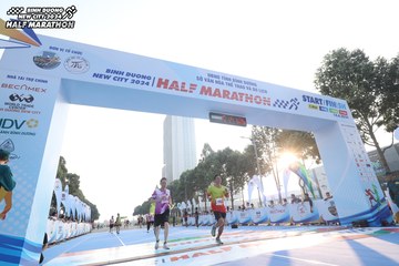 BINH DUONG NEW CITY HALF MARATHON 2024 - Ảnh #1820335