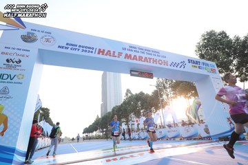 BINH DUONG NEW CITY HALF MARATHON 2024 - Ảnh #1819518
