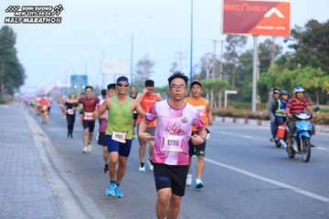 BINH DUONG NEW CITY HALF MARATHON 2024 - Ảnh #1770933
