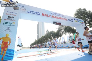BINH DUONG NEW CITY HALF MARATHON 2024 - Ảnh #1819197