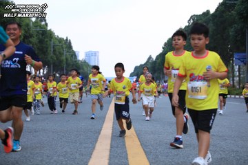BINH DUONG NEW CITY HALF MARATHON 2024 - Ảnh #1727766