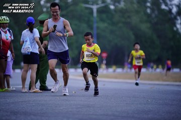 BINH DUONG NEW CITY HALF MARATHON 2024 - Ảnh #1724983