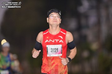 BINH DUONG NEW CITY HALF MARATHON 2024 - Ảnh #1755971