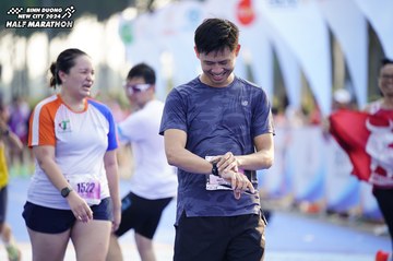 BINH DUONG NEW CITY HALF MARATHON 2024 - Ảnh #1768395